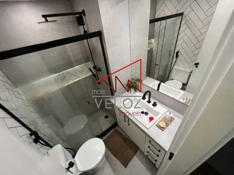 Apartamento à venda com 2 quartos, 85m² - Foto 17