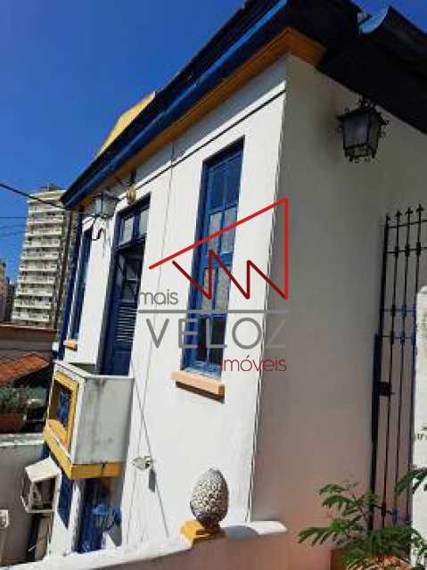 Casa de Vila à venda com 2 quartos, 147m² - Foto 1