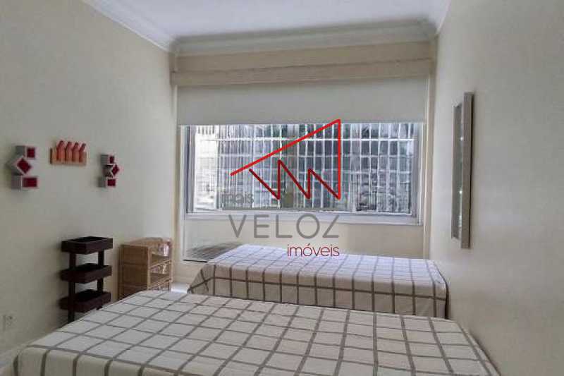 Apartamento à venda com 4 quartos, 210m² - Foto 4