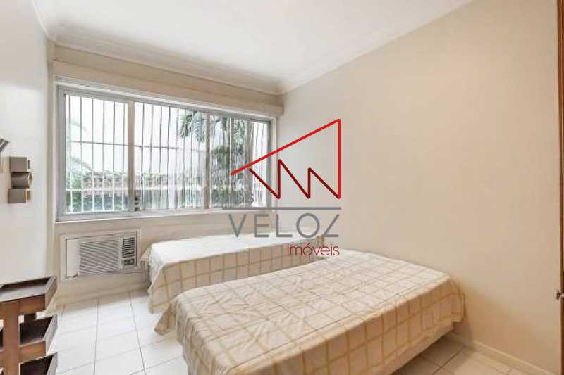 Apartamento à venda com 4 quartos, 210m² - Foto 17