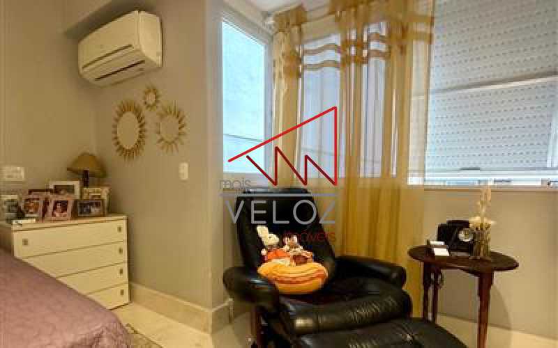 Cobertura à venda com 2 quartos, 212m² - Foto 19