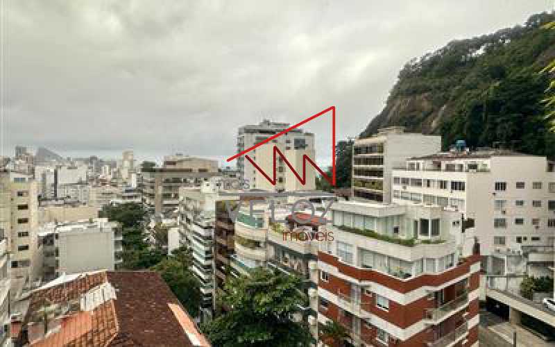 Cobertura à venda com 2 quartos, 212m² - Foto 2