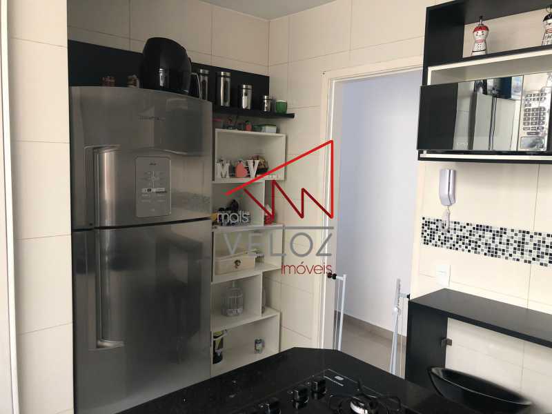 Apartamento à venda com 1 quarto, 62m² - Foto 13