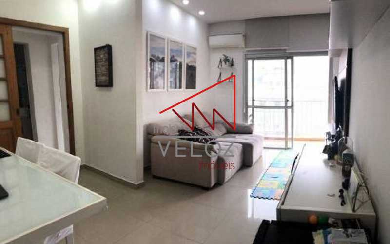 Apartamento à venda com 1 quarto, 62m² - Foto 2