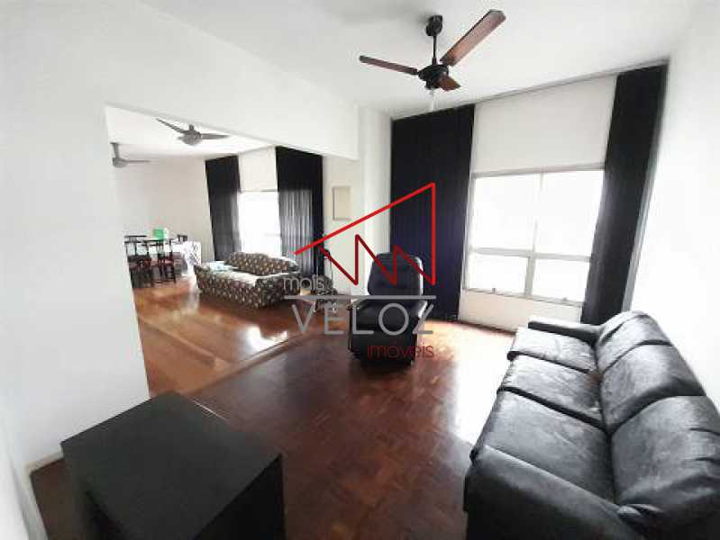 Apartamento à venda com 3 quartos, 120m² - Foto 2