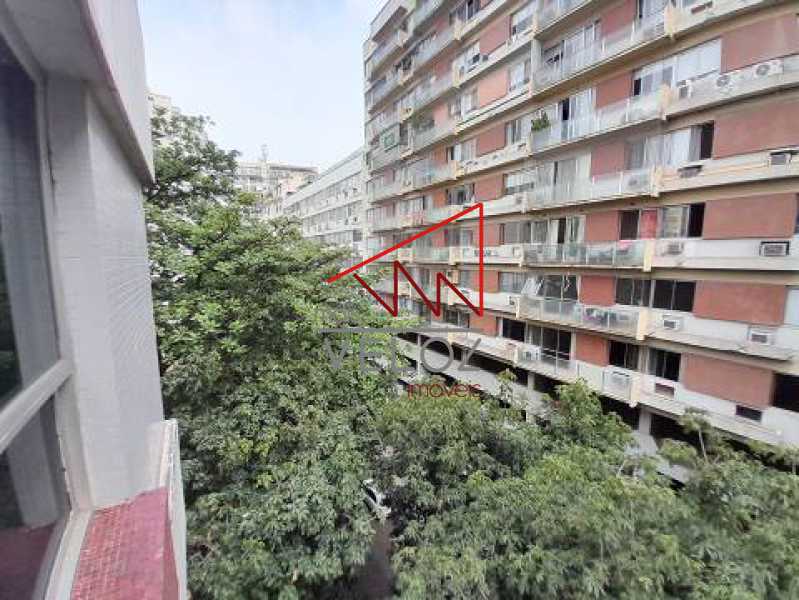 Apartamento à venda com 3 quartos, 120m² - Foto 4