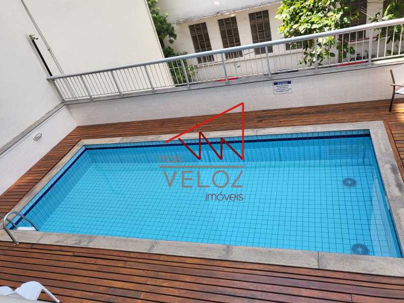 Apartamento à venda com 2 quartos, 79m² - Foto 18