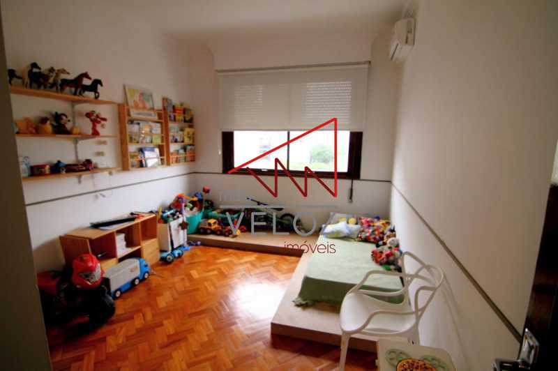 Apartamento à venda com 6 quartos, 297m² - Foto 11