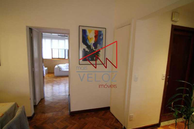 Apartamento à venda com 6 quartos, 297m² - Foto 14