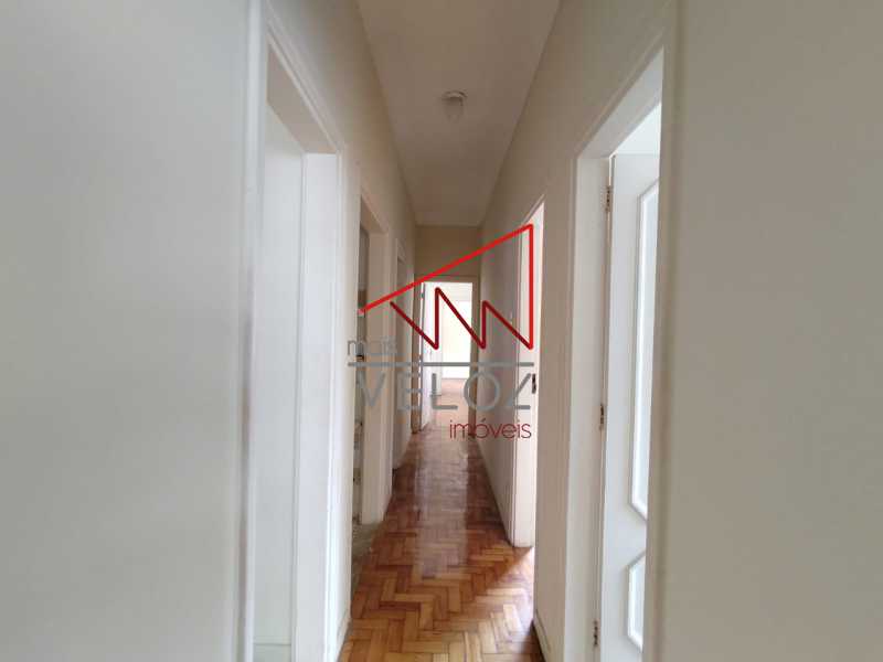 Apartamento à venda com 3 quartos, 140m² - Foto 6