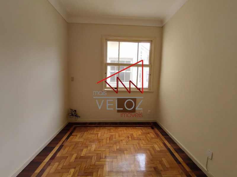 Apartamento à venda com 3 quartos, 140m² - Foto 8