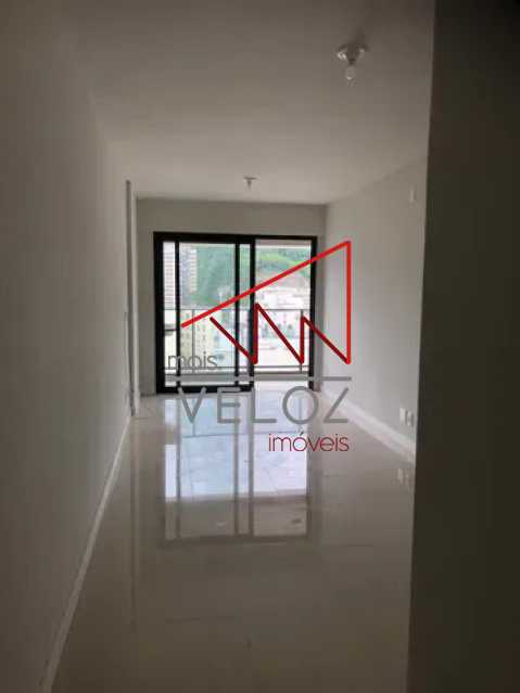 Apartamento à venda com 3 quartos, 73m² - Foto 4