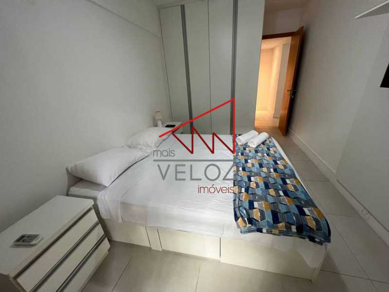 Apartamento à venda com 2 quartos, 86m² - Foto 11