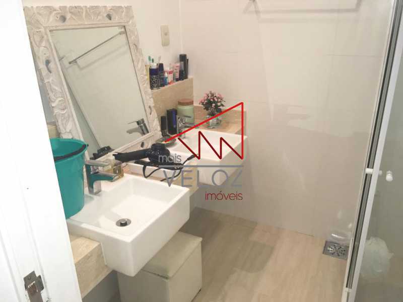 Apartamento à venda com 4 quartos, 166m² - Foto 4