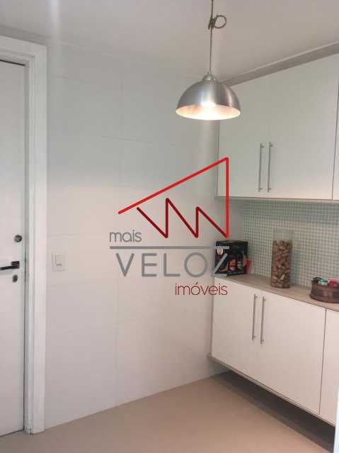 Apartamento à venda com 4 quartos, 166m² - Foto 10