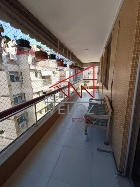 Apartamento à venda com 4 quartos, 233m² - Foto 24