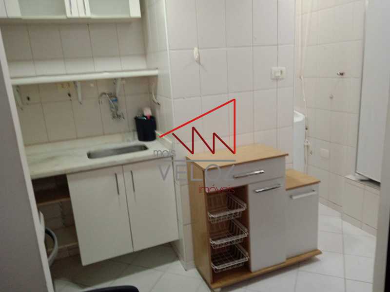 Apartamento à venda com 1 quarto, 32m² - Foto 3