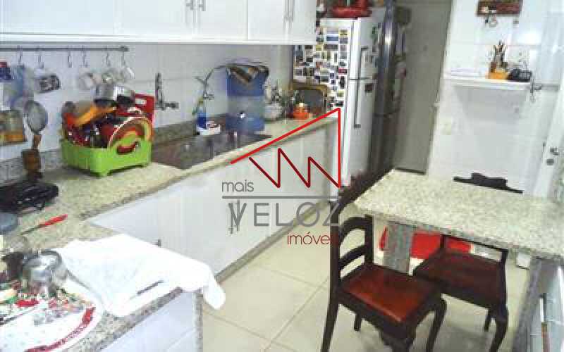 Apartamento à venda com 4 quartos, 139m² - Foto 13