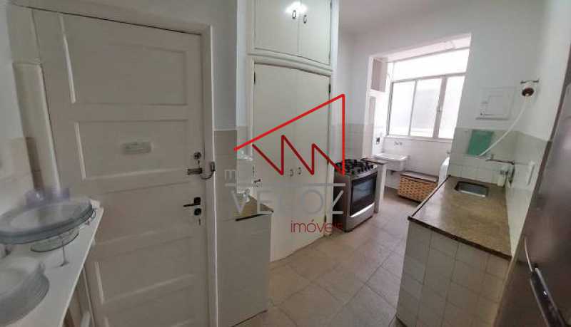 Apartamento à venda com 2 quartos, 90m² - Foto 18