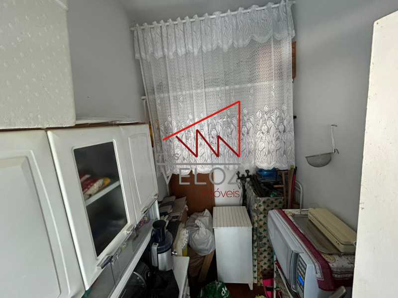 Apartamento à venda com 3 quartos, 104m² - Foto 2