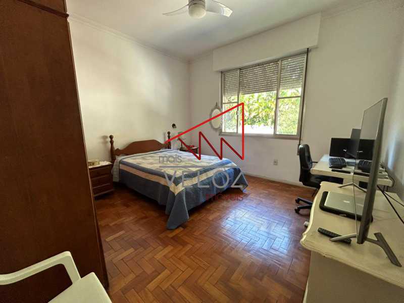 Apartamento à venda com 3 quartos, 104m² - Foto 4