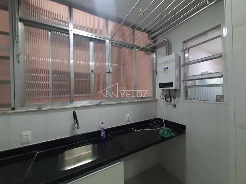 Apartamento à venda com 2 quartos, 70m² - Foto 9