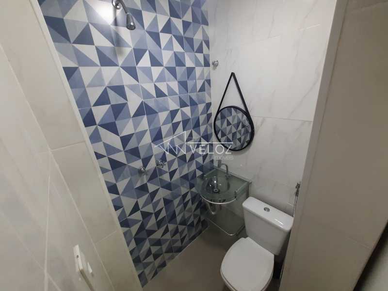 Apartamento à venda com 2 quartos, 70m² - Foto 12