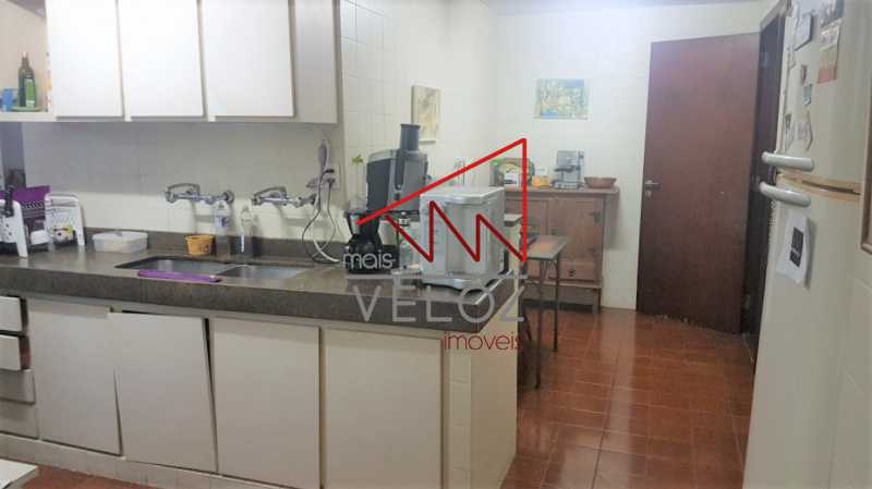 Apartamento à venda com 4 quartos, 170m² - Foto 13