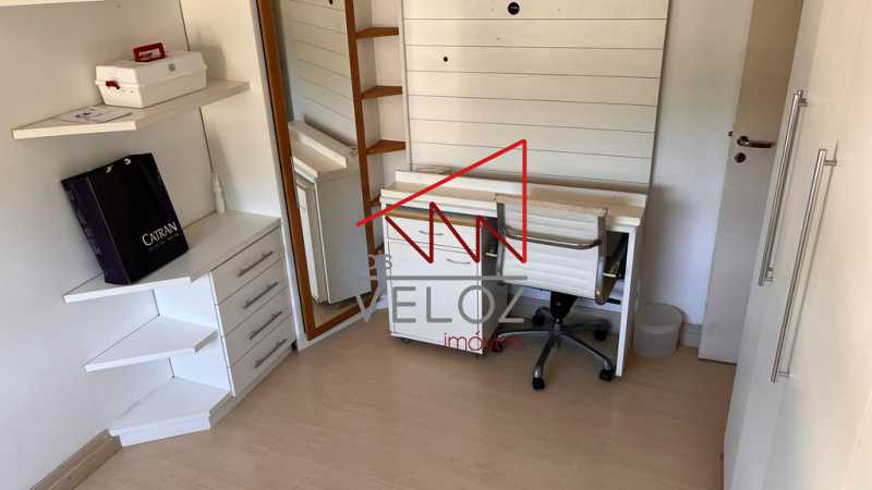 Apartamento à venda com 3 quartos, 82m² - Foto 17