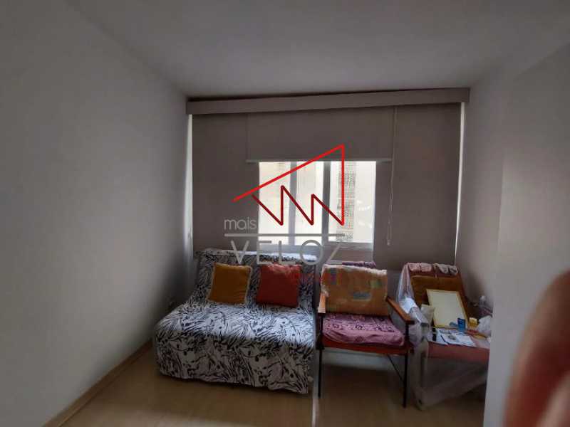 Apartamento à venda com 2 quartos, 66m² - Foto 2