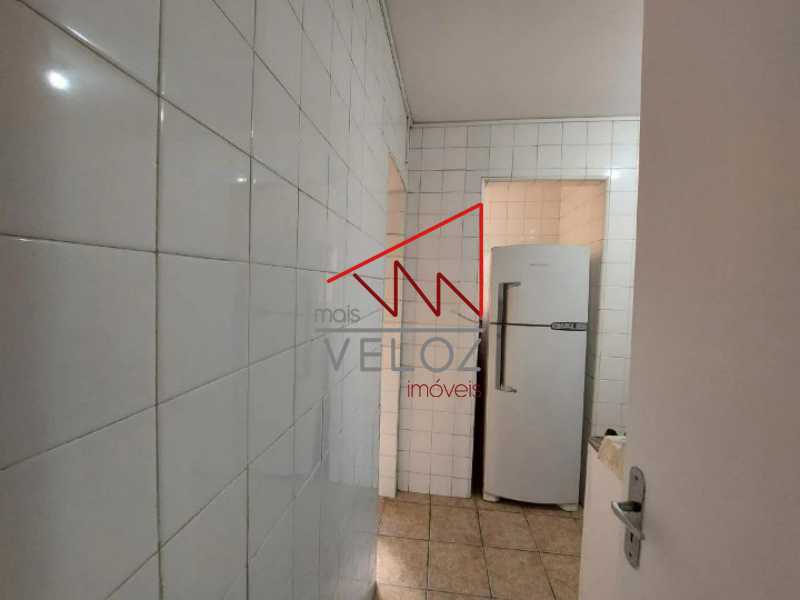 Apartamento à venda com 2 quartos, 66m² - Foto 16