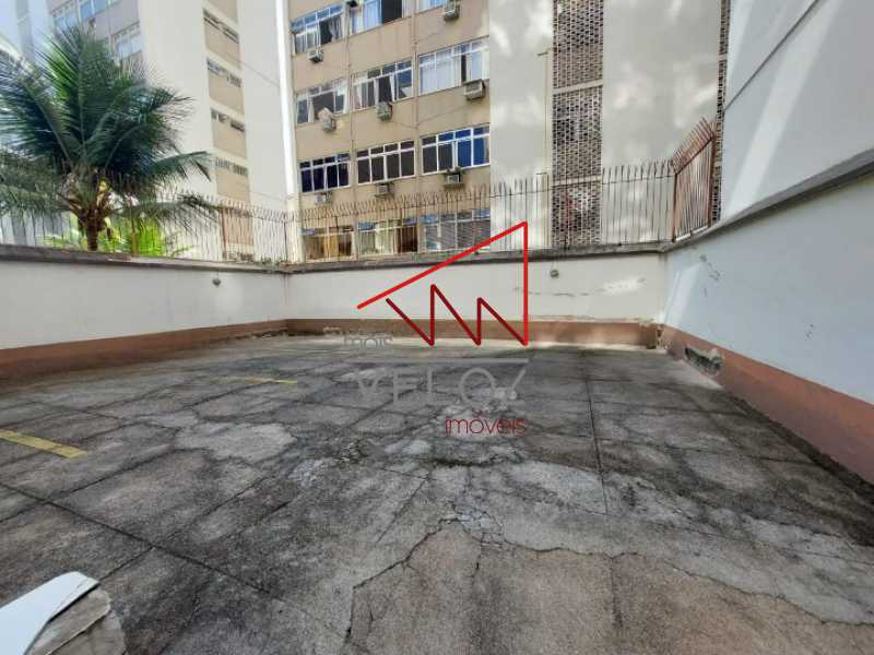 Apartamento à venda com 2 quartos, 66m² - Foto 25