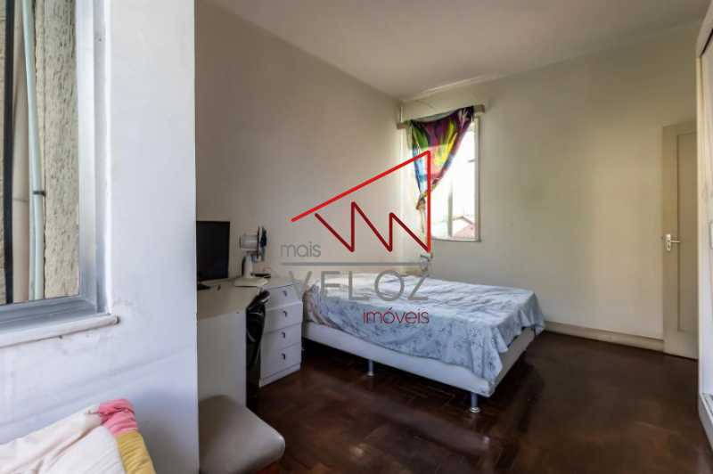 Apartamento à venda com 2 quartos, 75m² - Foto 12