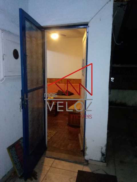 Casa à venda com 2 quartos, 85m² - Foto 13