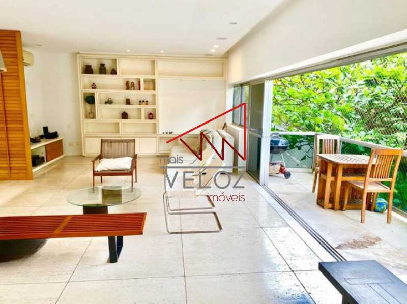 Apartamento à venda com 4 quartos, 190m² - Foto 2