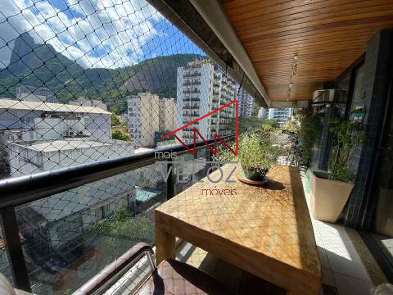 Apartamento à venda com 3 quartos, 126m² - Foto 2