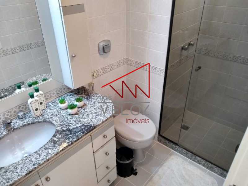 Apartamento à venda com 2 quartos, 85m² - Foto 19