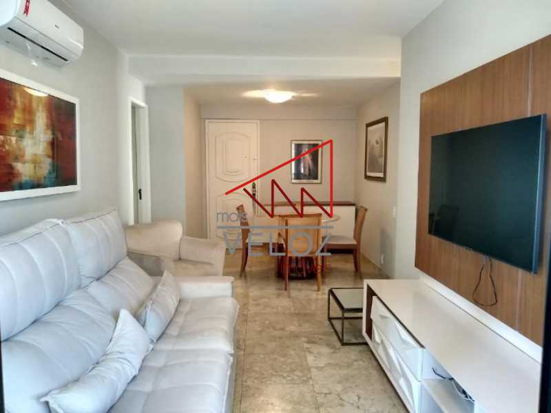 Apartamento à venda com 2 quartos, 85m² - Foto 9