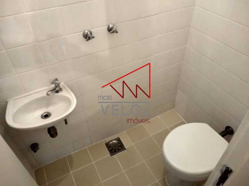 Apartamento à venda com 2 quartos, 85m² - Foto 24