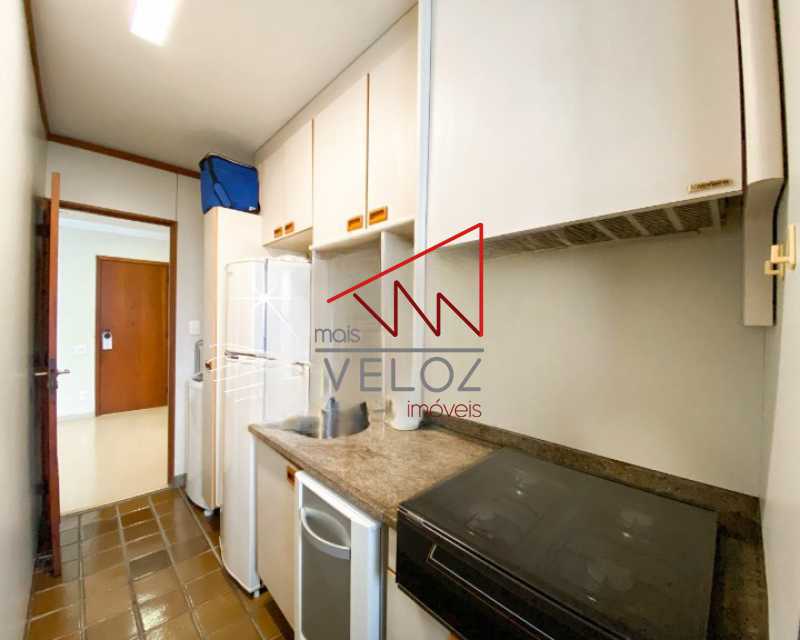 Apartamento à venda com 2 quartos, 100m² - Foto 11