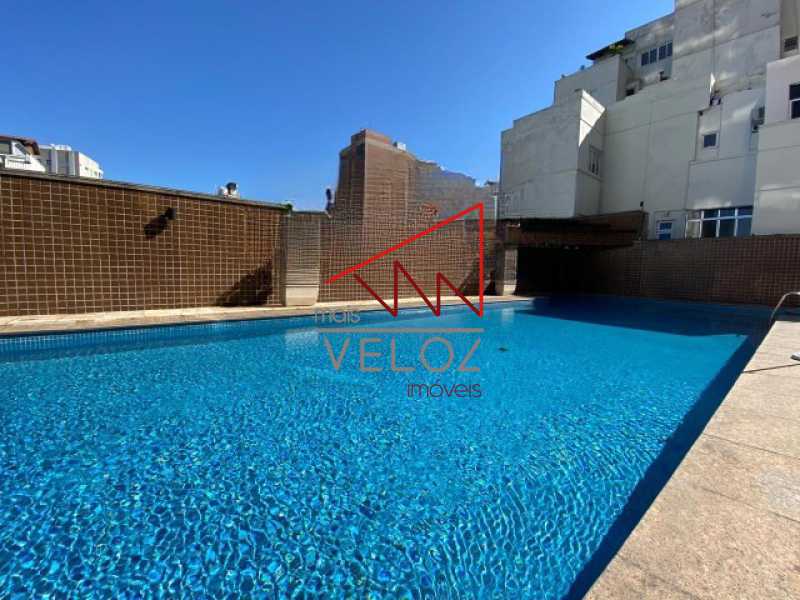 Apartamento à venda com 2 quartos, 100m² - Foto 12