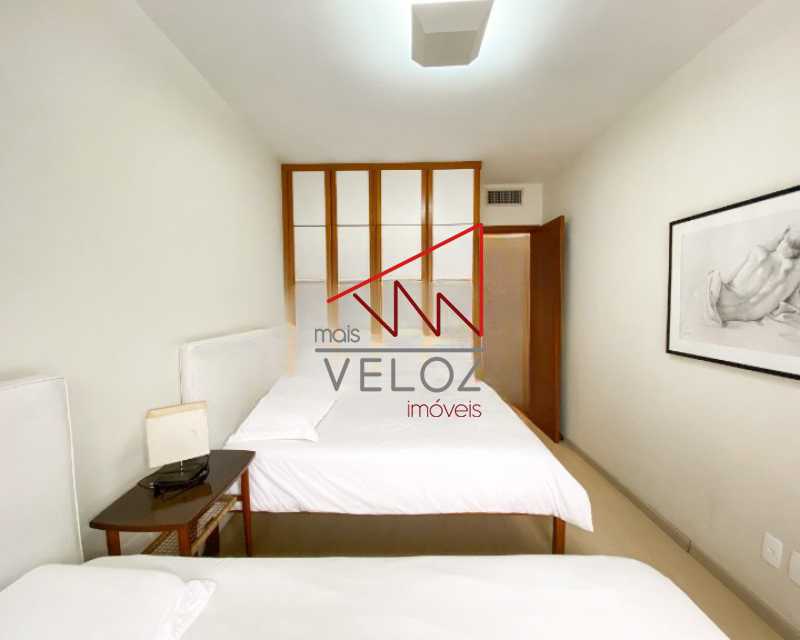 Apartamento à venda com 2 quartos, 100m² - Foto 20