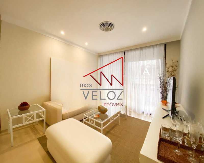 Apartamento à venda com 2 quartos, 100m² - Foto 21