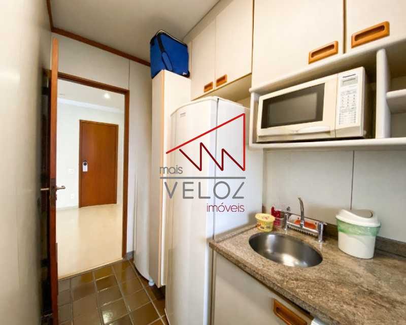 Apartamento à venda com 2 quartos, 100m² - Foto 22