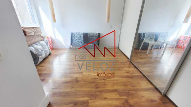 Apartamento à venda com 2 quartos, 83m² - Foto 14