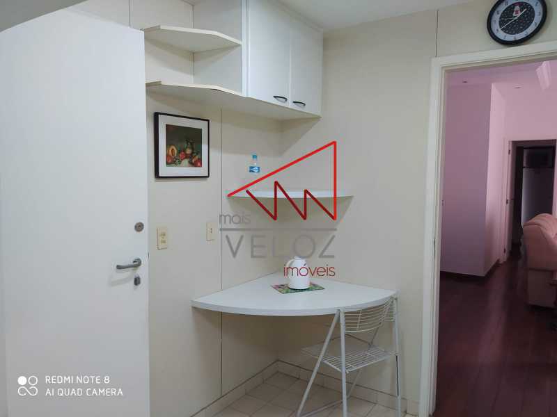 Apartamento à venda com 2 quartos, 102m² - Foto 2