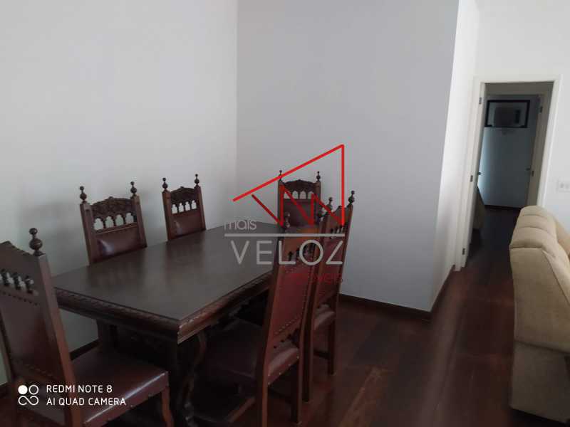 Apartamento à venda com 2 quartos, 102m² - Foto 13