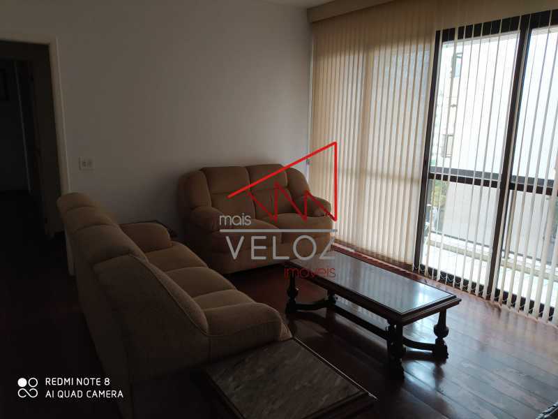 Apartamento à venda com 2 quartos, 102m² - Foto 1