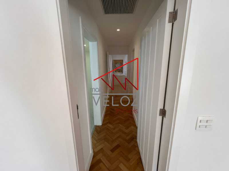 Apartamento à venda com 3 quartos, 230m² - Foto 17