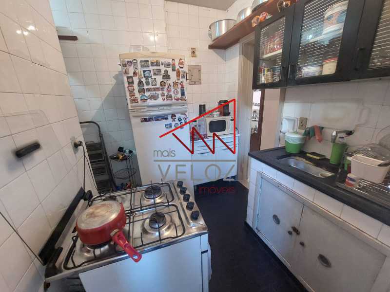 Apartamento à venda com 3 quartos, 80m² - Foto 17